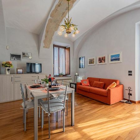 L'Antico Cedro Apartment Alba  Extérieur photo